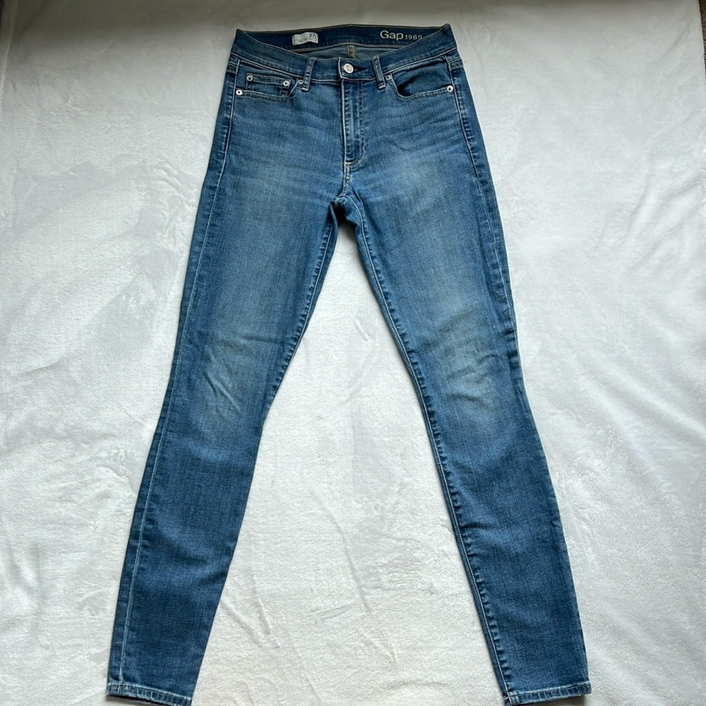 Gap True Skinny Denim Stretchy Jeans, Size 27r